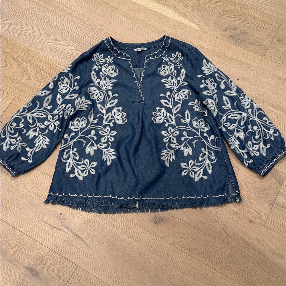 John Mark Allover Embroidered Pullover Top - Plus - Indigo Boho Casual - Picture 2 of 8